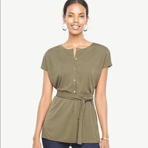 Ann Taylor Tie Waist Button Front Top in Navy